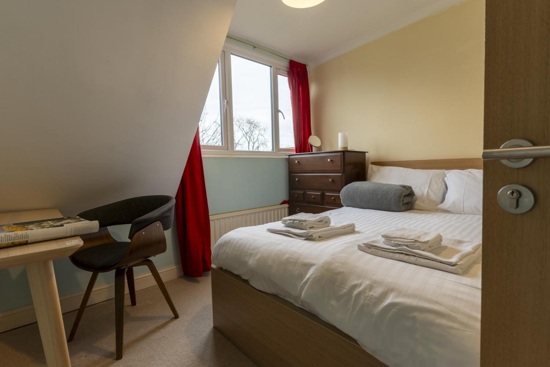 Sandford Meadow Guest House Kennington  Rum bild